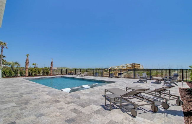 710 Ocean Boulevard Avantstay Oceanfront, Private Pool + Rooftop Deck - Photo 28