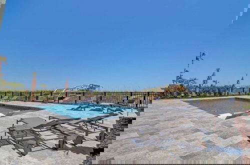 Foto 28 - 710 Ocean Boulevard Avantstay Oceanfront, Private Pool + Rooftop Deck