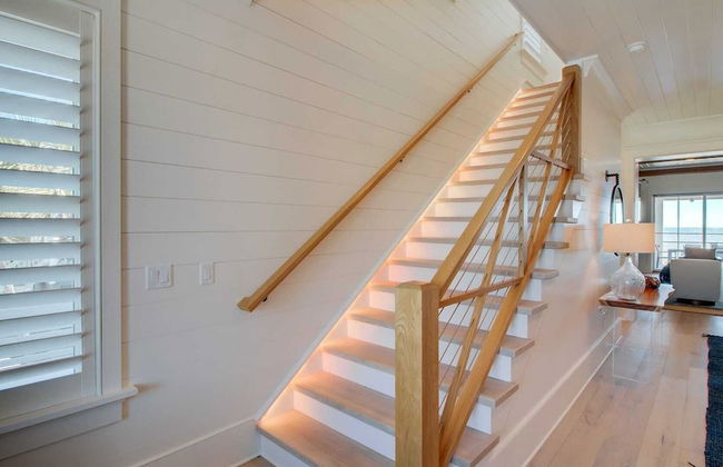 710 Ocean Boulevard Avantstay Oceanfront, Private Pool + Rooftop Deck - Photo 39