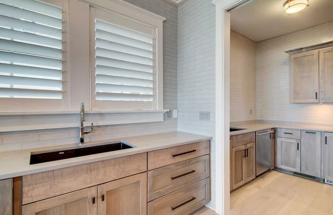 710 Ocean Boulevard Avantstay Oceanfront, Private Pool + Rooftop Deck - Photo 14