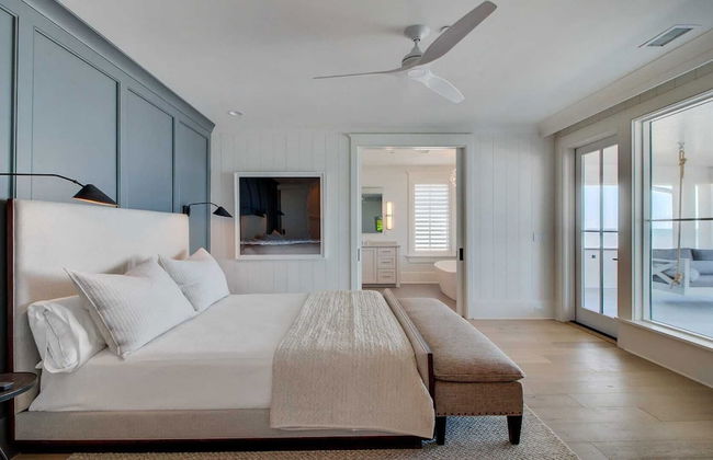 710 Ocean Boulevard Avantstay Oceanfront, Private Pool + Rooftop Deck - Photo 13