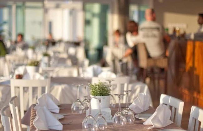 Aphroditebeachfrontresort Unique gem Direct by sea - Foto 19
