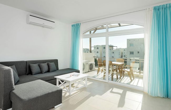 Aphroditebeachfrontresort Unique gem Direct by sea - Foto 5