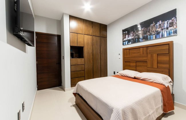 Cipres Apartments - Photo 2