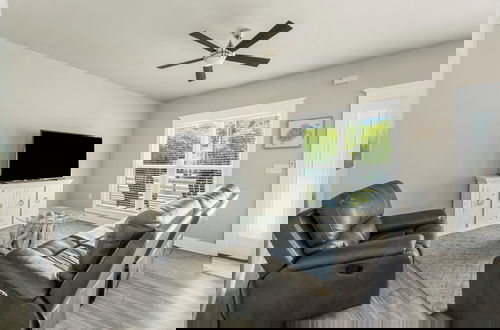 Foto 14 - 30A Beach House - Beach Bayou