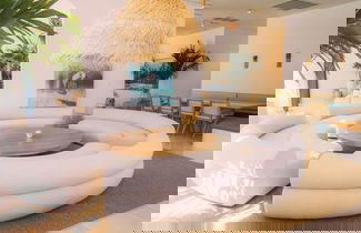 Photo 1 - Flow Miami Hotel