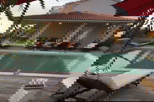 Foto 24 - New White Villa, 60 m2, Pool
