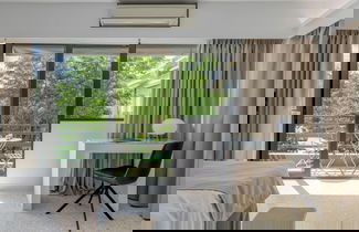 Foto 2 - Momo Suites Acropolis by Aura Homes