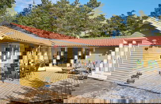 Foto 1 - 6 Person Holiday Home in Aakirkeby