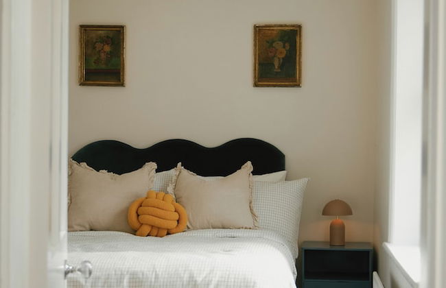Trinity Farmhouse-Stunning House&Garden - Photo 5