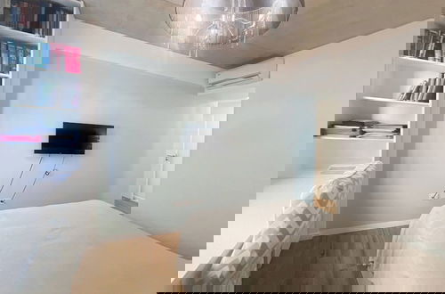 Foto 4 - Urban Retreat Elegant Modern Apartment With Balcony in Villa del Parque