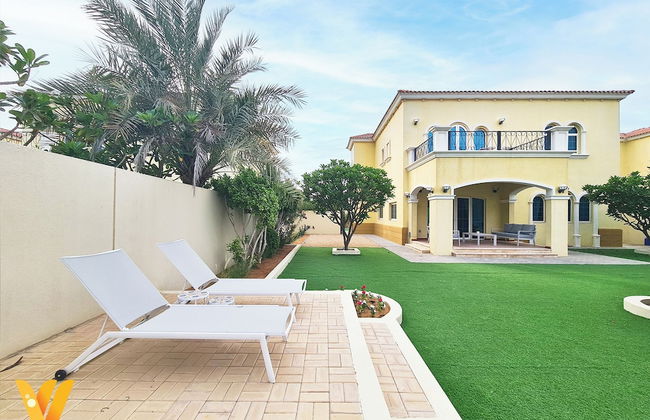 Venduras - Spacious 4BR Villa in La Mer - Foto 17
