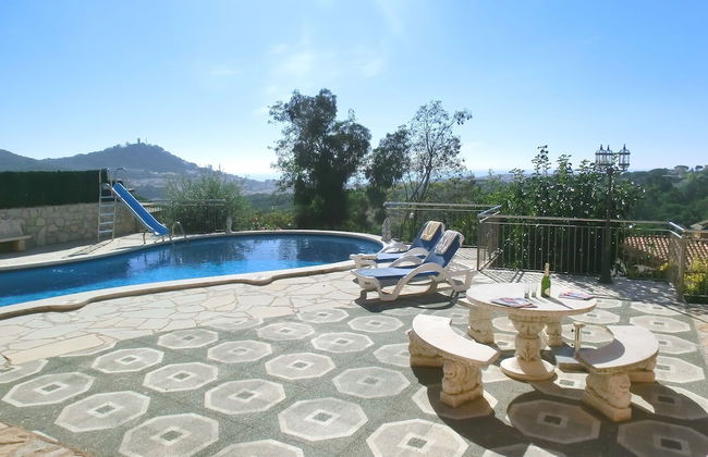 Beautiful Villa in Blanes With Private Swimming Pool - Foto 9