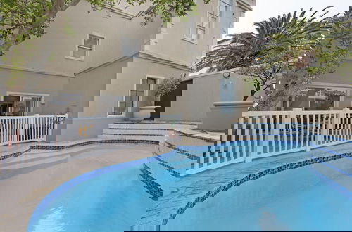 Foto 7 - Beachside Manor - 8 Bed Villa 2 Mins From Beach