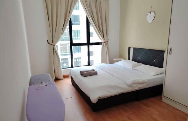 Paradigm Mall Platino 2BR 2FREE By Natol - Photo 1