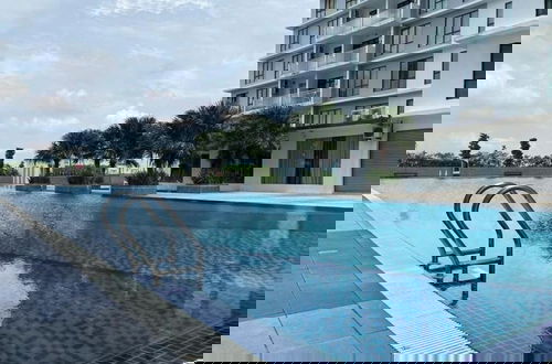Foto 6 - Paradigm Mall Platino 2BR 2FREE By Natol