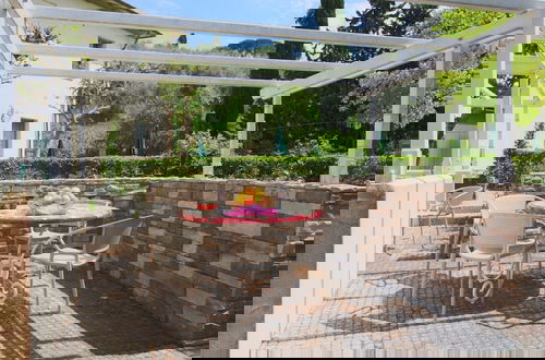 Foto 22 - Belvilla by OYO Beautiful Farmhouse With Pool