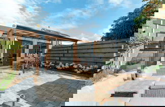 Photo 1 - Beautiful Home With Garden