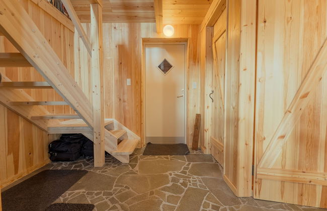 Seaside Escape - 2 Bedroom Home With Stunning Views - Photo 2