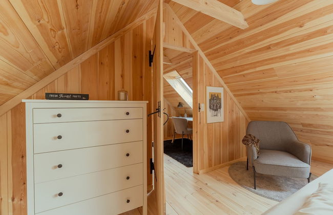 Seaside Escape - 2 Bedroom Home With Stunning Views - Photo 5