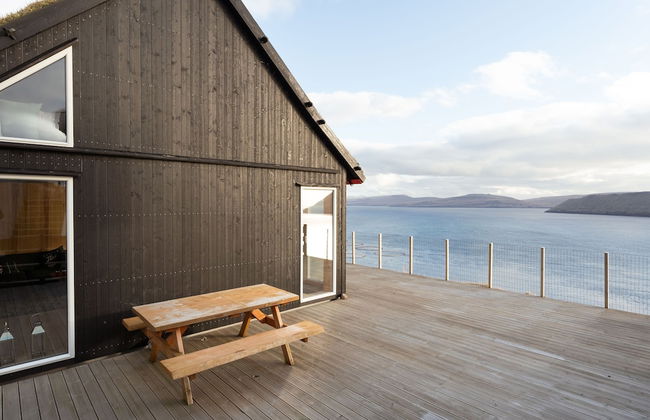 Seaside Escape - 2 Bedroom Home With Stunning Views - Photo 24