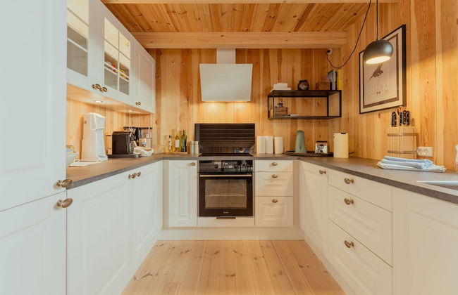 Seaside Escape - 2 Bedroom Home With Stunning Views - Photo 8