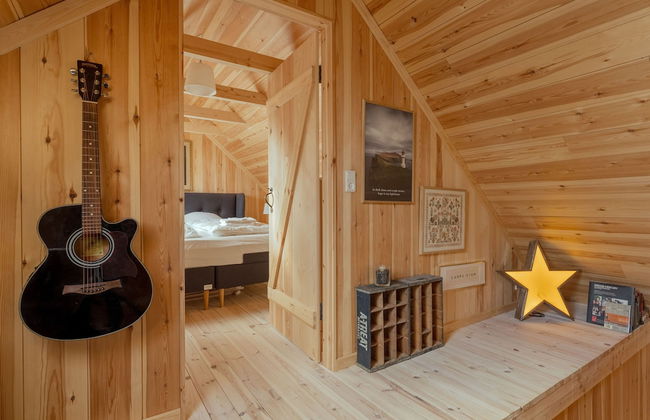 Seaside Escape - 2 Bedroom Home With Stunning Views - Photo 10