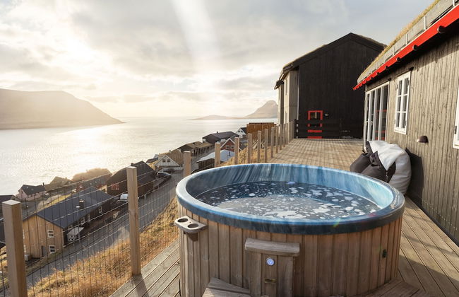 Seaside Escape - 2 Bedroom Home With Stunning Views - Photo 16