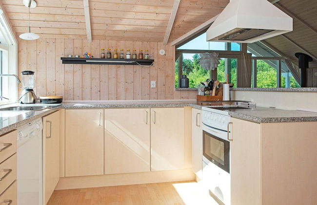 6 Person Holiday Home in Toftlund - Foto 5