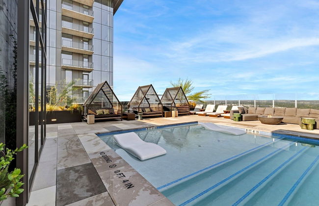 1BR Condo on Rainey St with Pool & Views - Foto 16