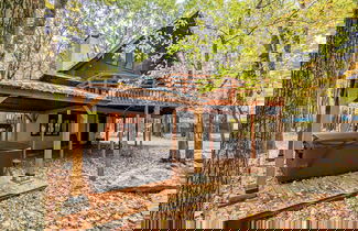 Foto 1 - Grateful Escape Avantstay Hot Tub, Sauna, Deck, Firepit, Beach Access