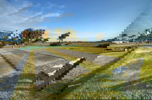 Foto 32 - Beach Daze by Avantstay 1 Block to Beach