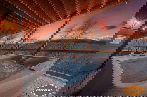 Foto 31 - Hidden Gem Masterpiece By Ghosal Luxury Lodging
