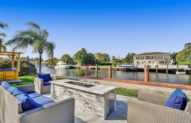 Amazing 7 BR Villa With Heated Pool Near the Beach - Foto 50