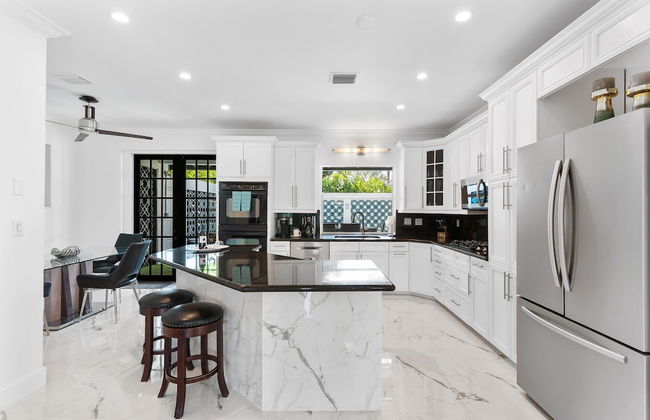 Amazing 7 BR Villa With Heated Pool Near the Beach - Foto 41