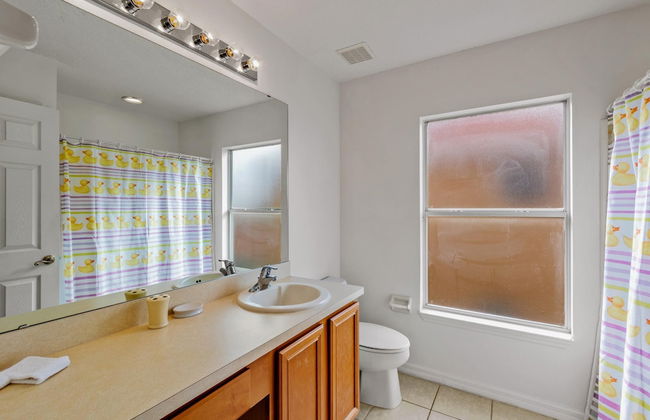 Family Ready in Gated Community Near Attractions - Foto 15
