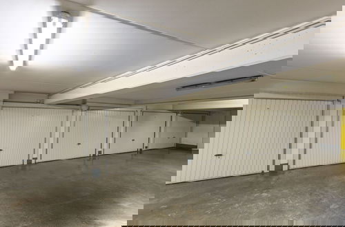 Foto 11 - Spacious Apartment With Terrace
