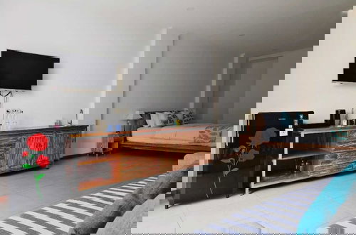 Photo 7 - Triple 888 Suites