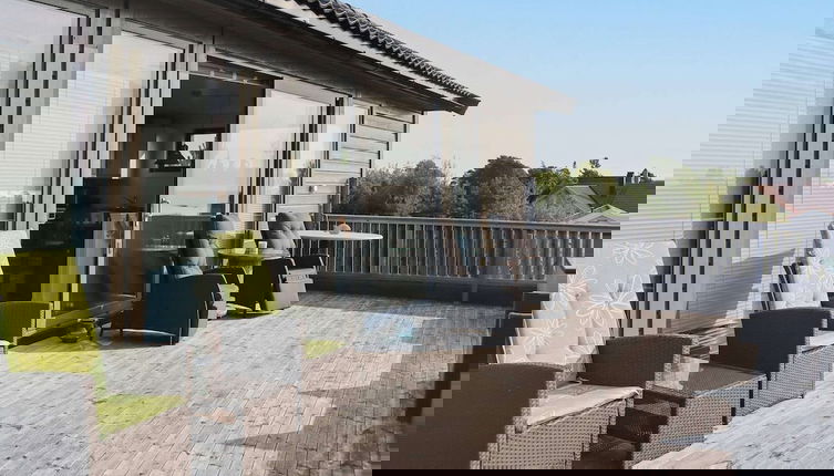 Foto 1 - 5 Person Holiday Home in Sondeled