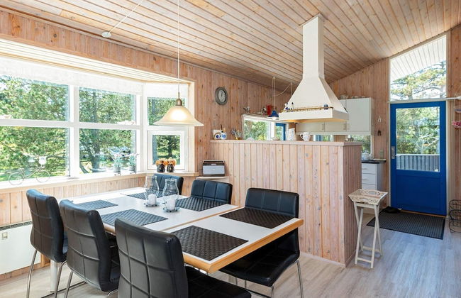 6 Person Holiday Home in Pandrup - Foto 28