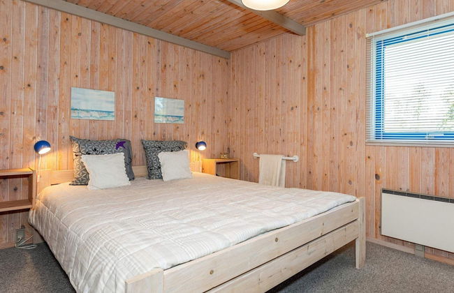 6 Person Holiday Home in Pandrup - Foto 2