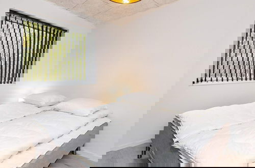 Foto 5 - 9 Person Holiday Home in Vaeggerlose