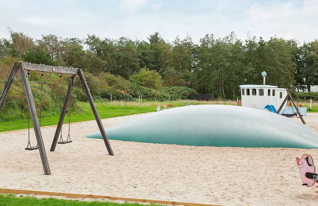 14 Person Holiday Home on a Holiday Park in Blavand - Foto 15