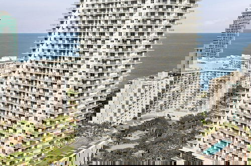 Photo 1 - Hyde Beach House by Zelloo