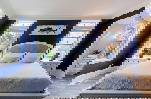 Foto 28 - Cobalt Coast by Avantstay 7bdr, Steps From Beach