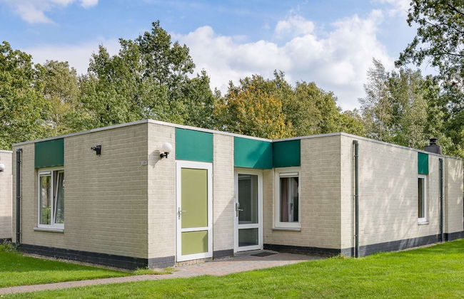 Spacious Bungalow with Dishwasher near Hunebedcentrum - Foto 1