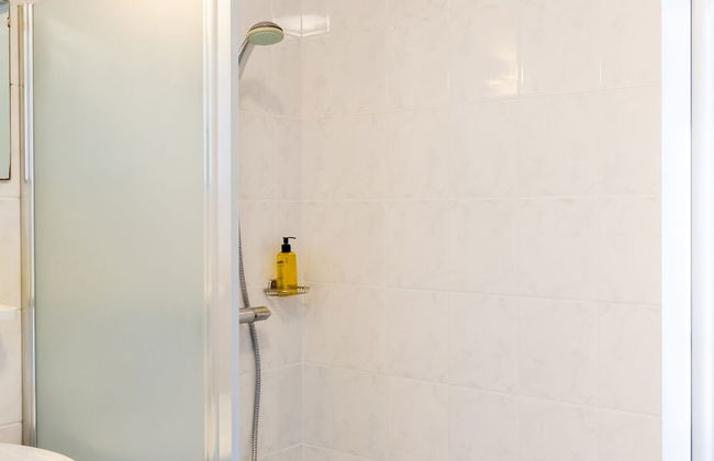Spacious Bungalow with Dishwasher near Hunebedcentrum - Foto 8