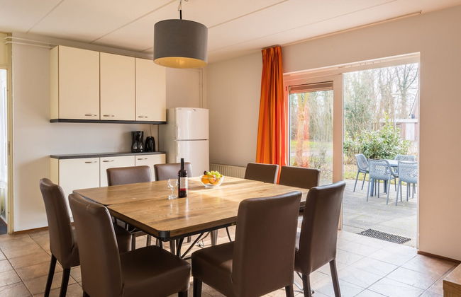 Spacious Bungalow with Dishwasher near Hunebedcentrum - Foto 18
