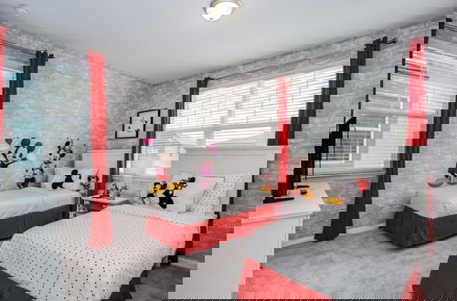 Foto 4 - Darth's Manor 9 Bed 6 Bath Huge Home Solara Resort 9 Bedroom Villa by RedAwning
