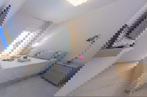 Photo 4 - Mina Apartment 100m From Sea